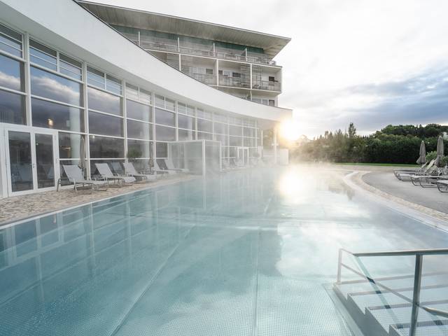 Thermalaußenpool im REDUCE Hotel Vital ****S