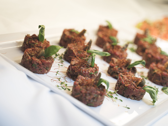 Beef Tartare im REDUCE