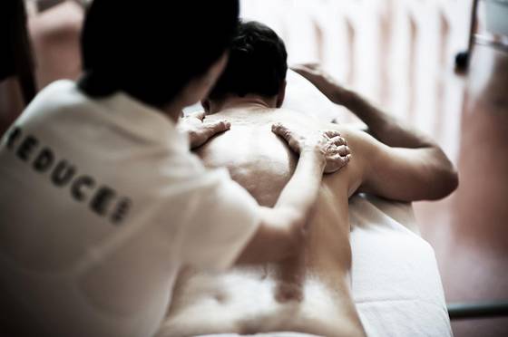 Entspannende Massage im Reduce Gesundheitsresort in Bad Tatzmannsdorf