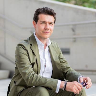 Dr. Slaven Stekovic Dr. Slaven Stekovic