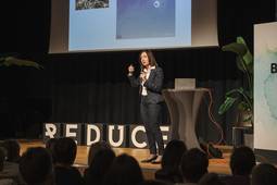 Neurowissenschaftlerin Dr. Manuela Macedonia Vortrag Neurowissenschaftlerin Dr. Manuela Macedonia Vortrag
