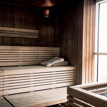 After Work Regeneration in der Sauna im REDUCE Hotel Vital ****S