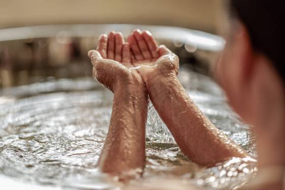 Kohlensäurebad im REDUCE Gesundheitsresort