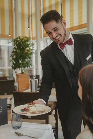 Lehre Restaurantfachkraft im REDUCE