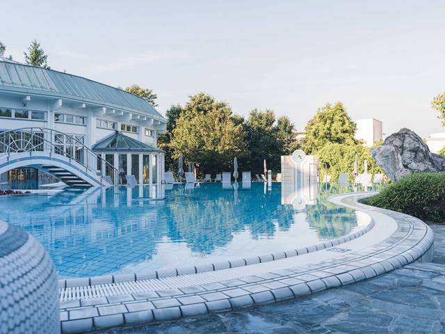 Outdoor-Pool REDUCE Hotel Thermal****S Adults Only