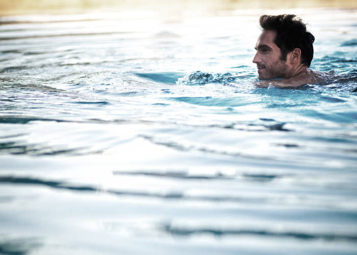 Schwimmen im Reduce Gesundheitsresort im Burgenland