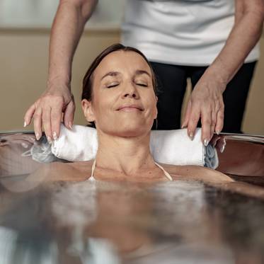 Bad im Kohlensäureheilwasser