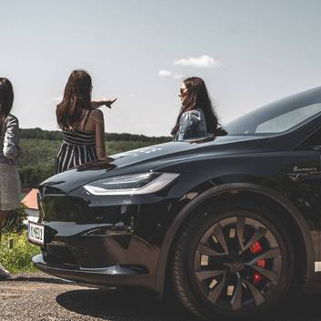 Ausflug mit dem Tesla am Csaterberg