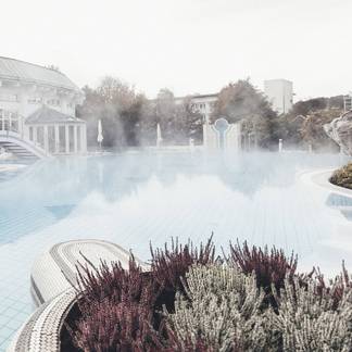 Außenpool im REDUCE Hotel Thermal****S Adults only